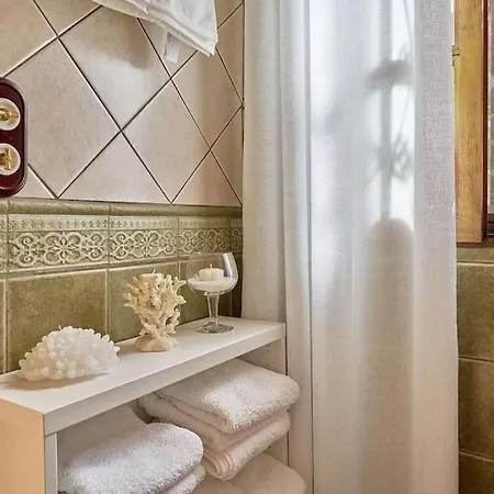 Pearl Of Windsor Park